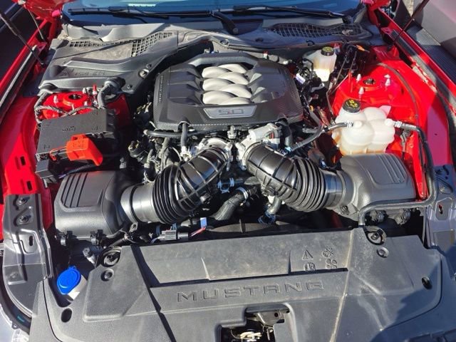 Used 2025 Ford Mustang GT Premium RWD image 18