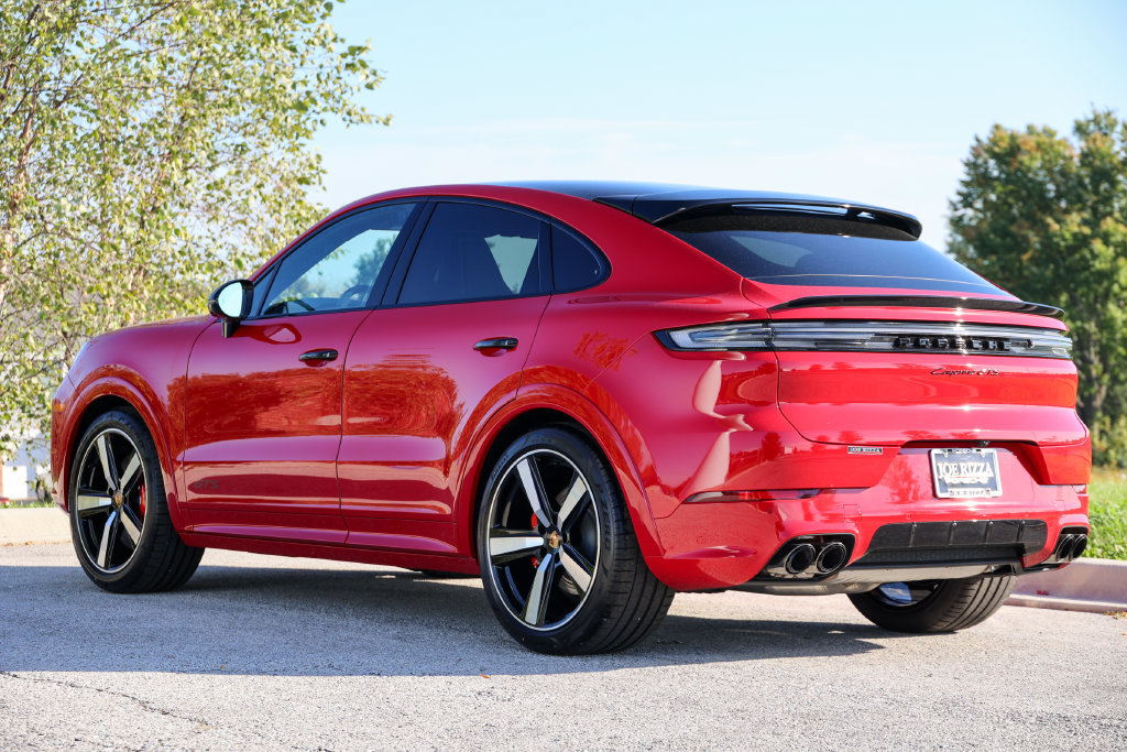 New 2026 Porsche Cayenne GTS AWD/4WD image 3