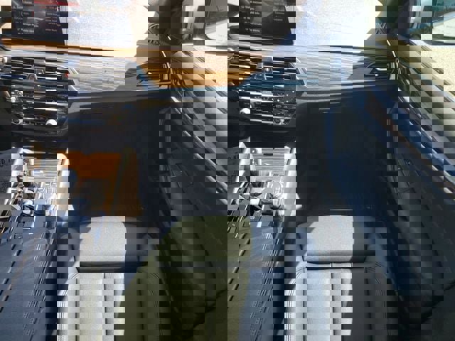 Used 2019 BMW 530i w/ Convenience Package image 16