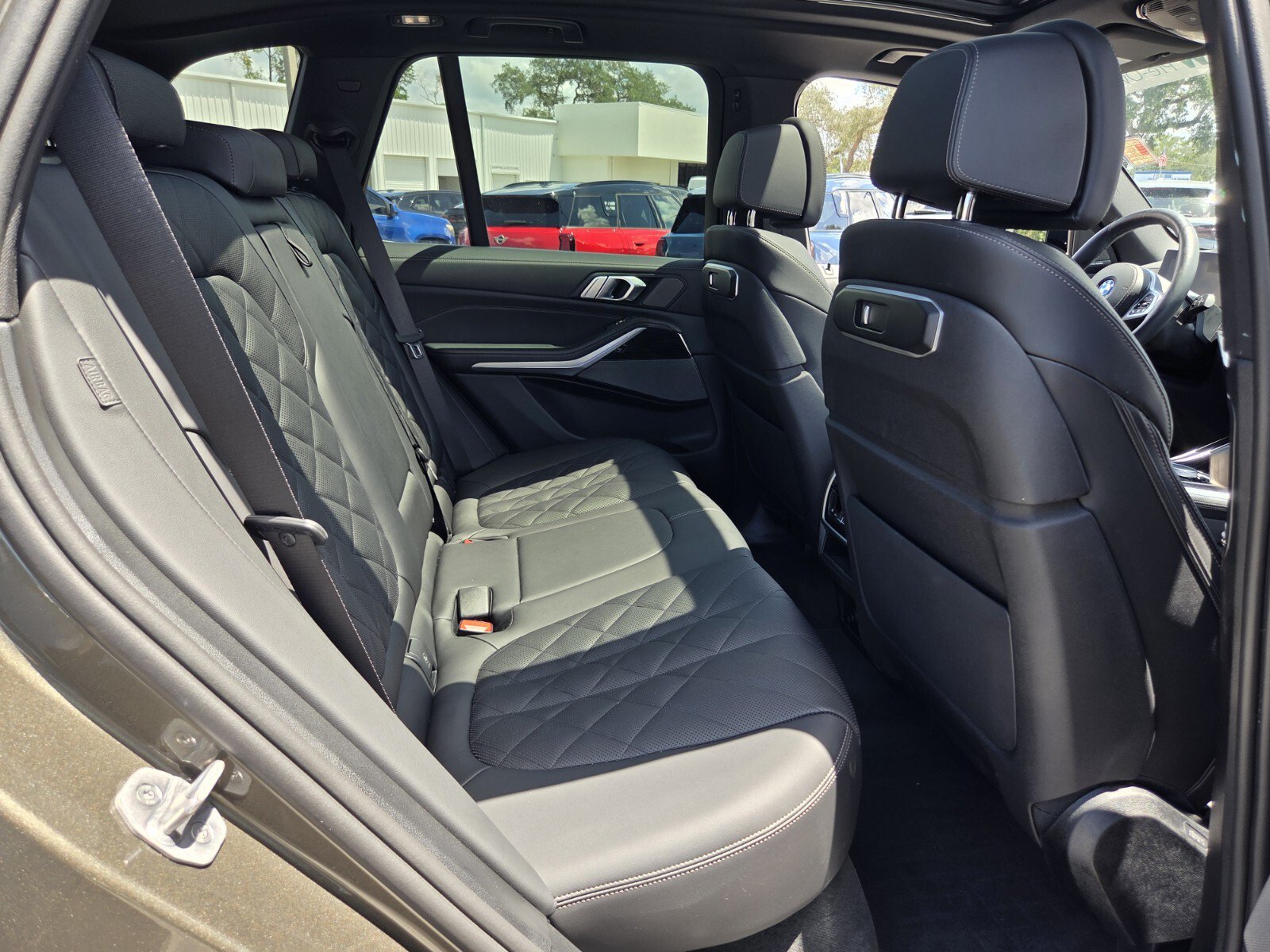 Used 2026 BMW X5 xDrive40i w/ M Sport Package AWD/4WD image 16