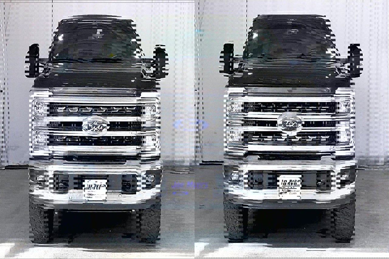 Used 2024 Ford F250 Lariat w/ Lariat Ultimate Package image 3