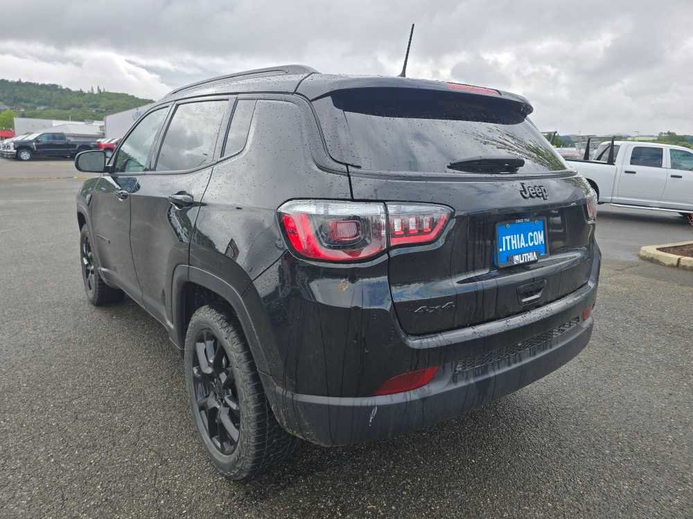 Used 2022 Jeep Compass Altitude image 2