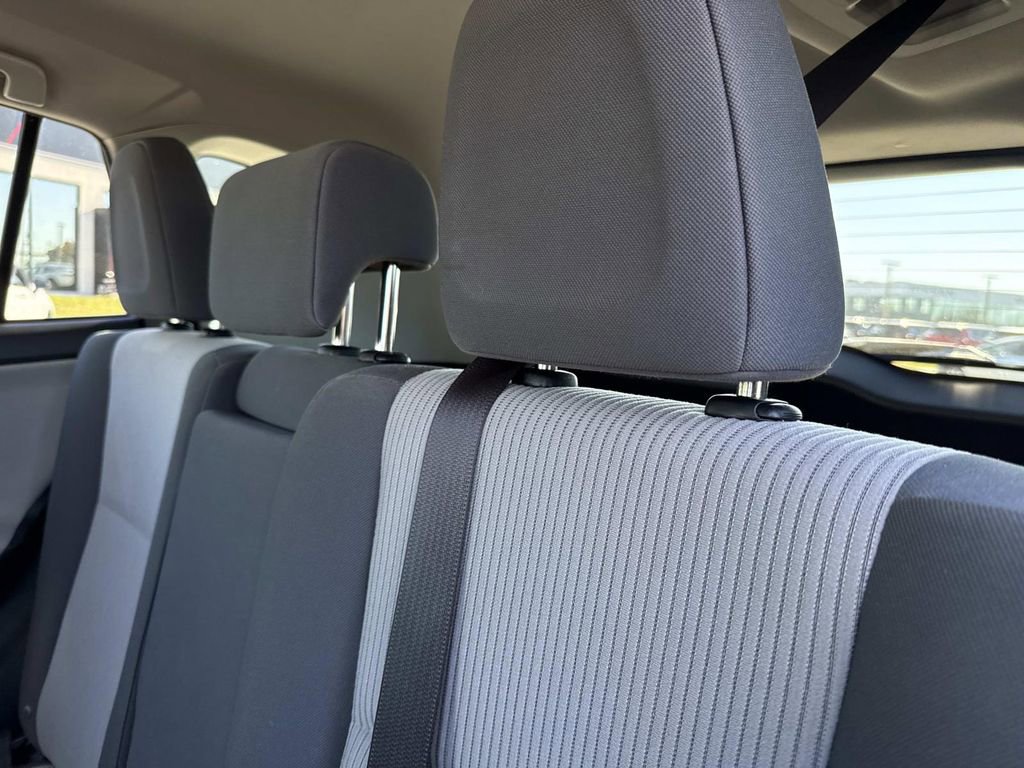 Used 2015 Toyota RAV4 LE image 13