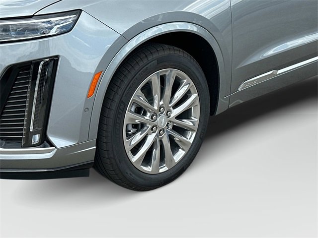 Used 2025 Cadillac XT6 Premium Luxury w/ Technology Package image 17