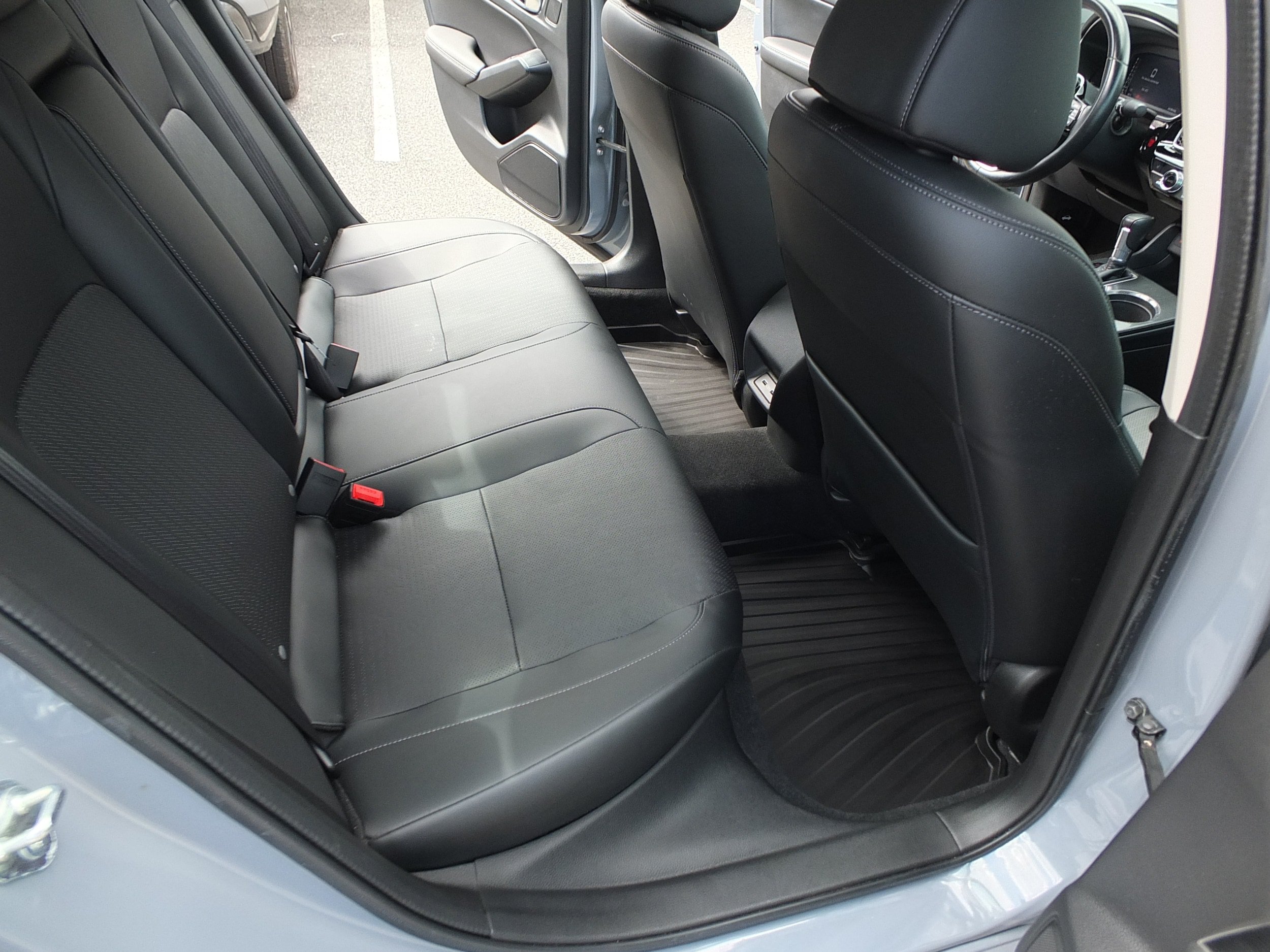 Used 2023 Honda Civic Touring image 14