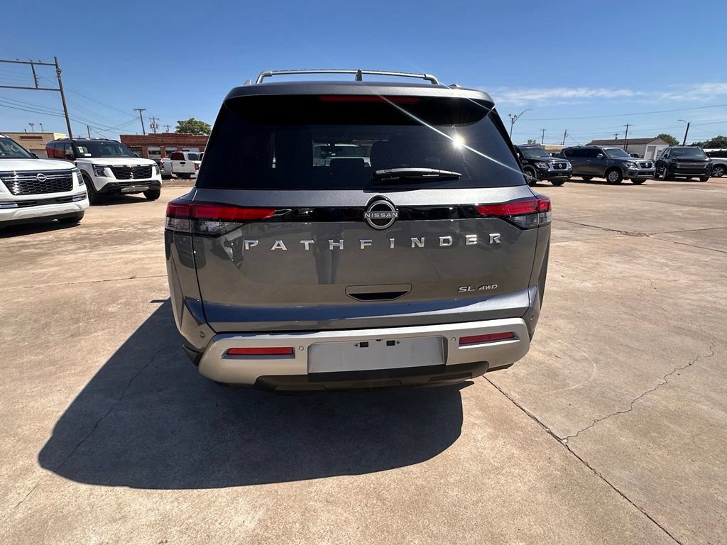 Certified 2025 Nissan Pathfinder SL AWD/4WD image 4