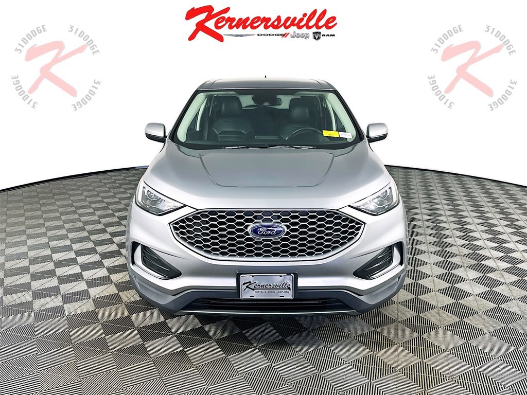 Used 2024 Ford Edge SEL image 2