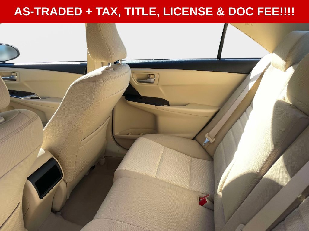 Used 2016 Toyota Camry LE w/ Moonroof Package FWD image 16