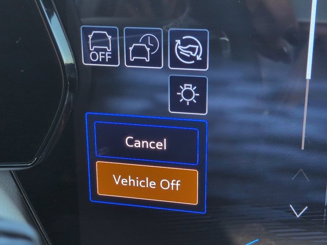 Used 2024 Chevrolet Equinox EV LT FWD image 27