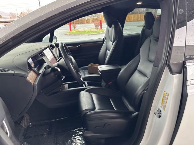 Used 2020 Tesla Model X Long Range image 15