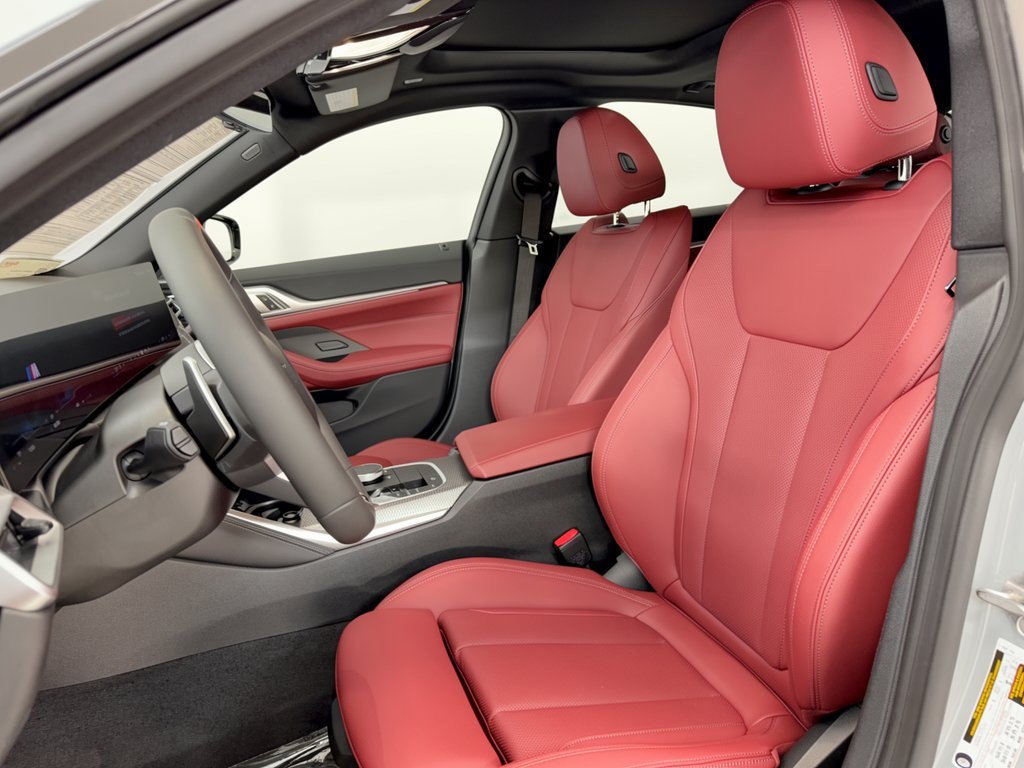 Used 2026 BMW M440i w/ Premium Package RWD image 5