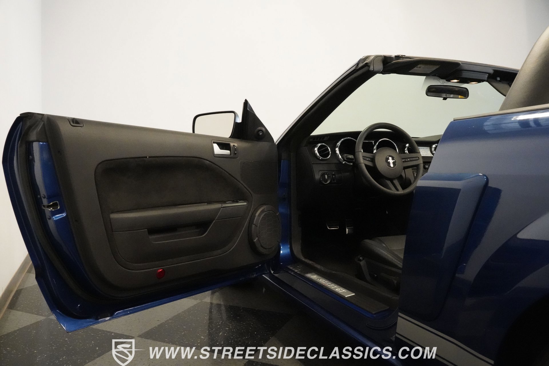 Used 2008 Ford Mustang GT image 39