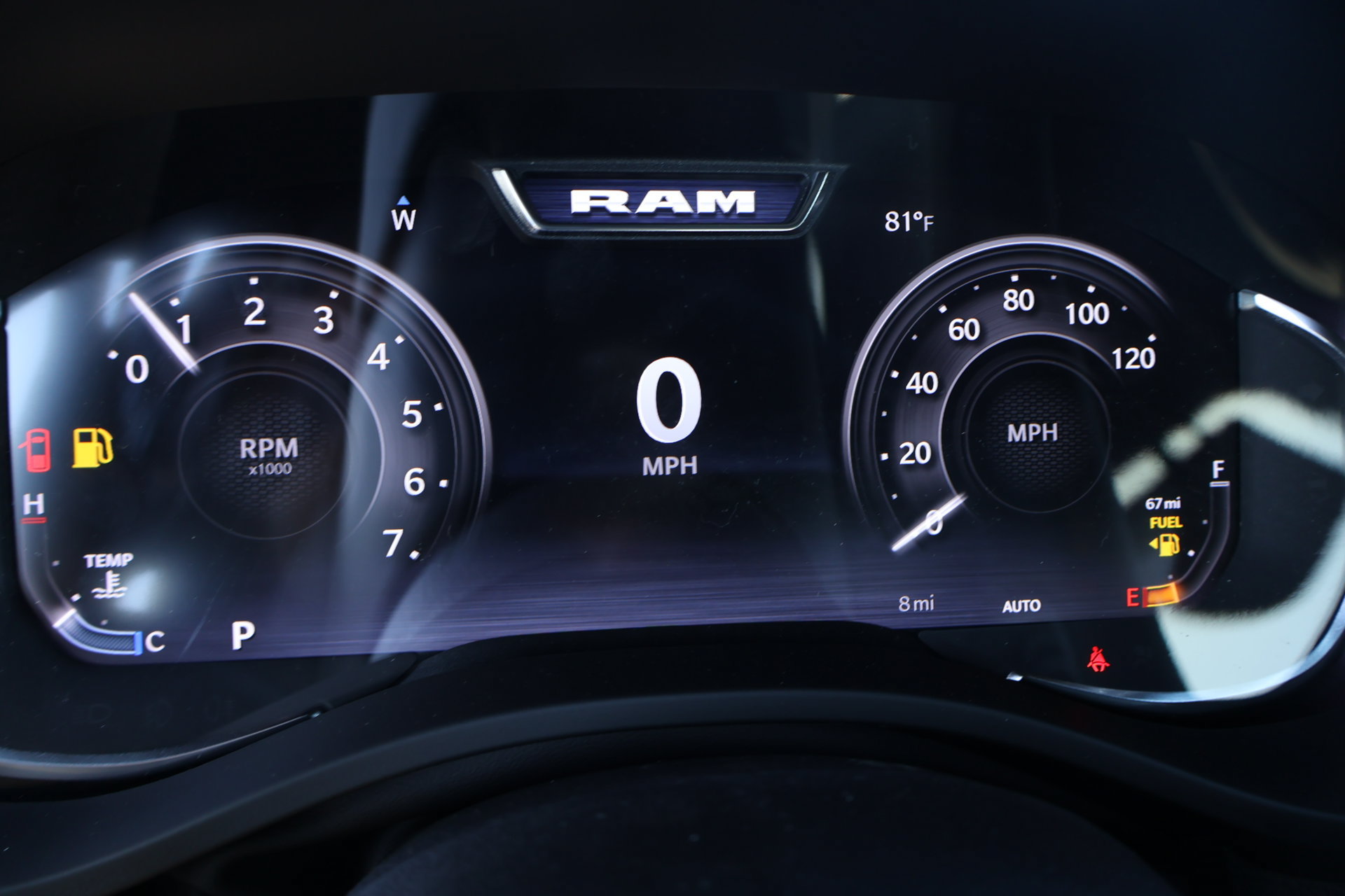 New 2026 RAM 1500 Big Horn AWD/4WD image 4