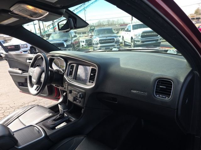 Used 2017 Dodge Charger SXT w/ AWD Plus Group image 38