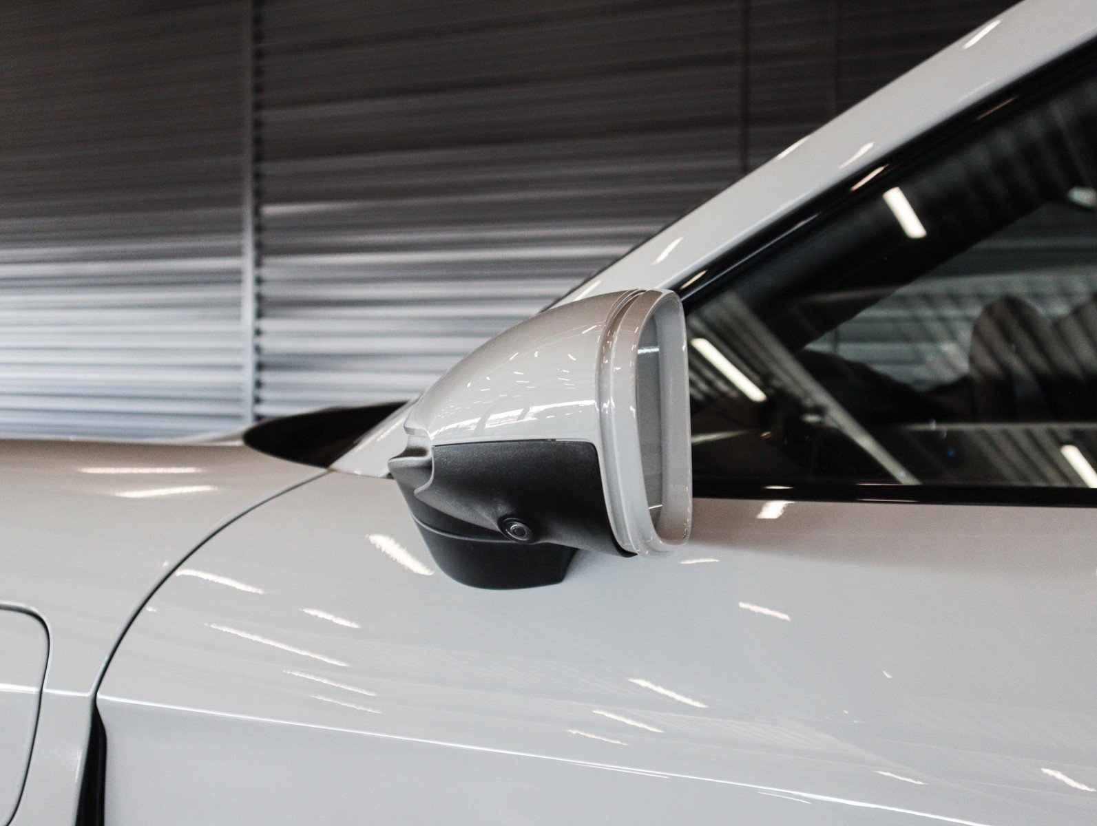 Used 2021 Porsche Taycan 4 Cross Turismo image 28