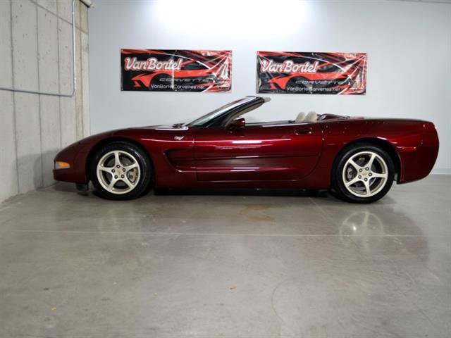 Used 2003 Chevrolet Corvette Convertible w/ Preferred Equipment Group1 image 26