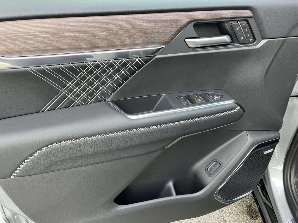 New 2027 GMC Acadia Denali w/ LPO, Floor Liner Package AWD/4WD image 20