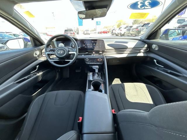Certified 2023 Hyundai Elantra SEL w/ Convenience Package FWD image 16