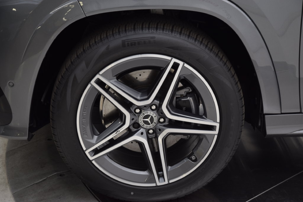 New 2026 Mercedes-Benz GLS 450 4MATIC image 12