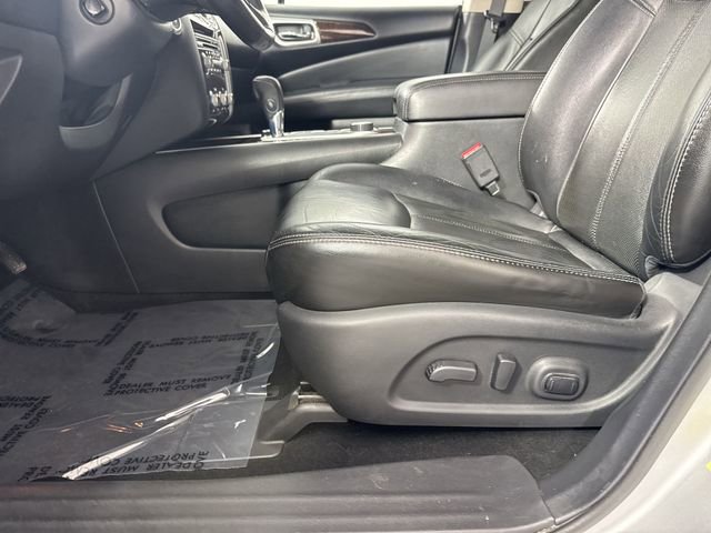 Used 2013 Nissan Pathfinder Platinum image 21