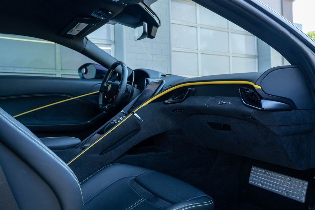 Used 2022 Ferrari Roma RWD image 47
