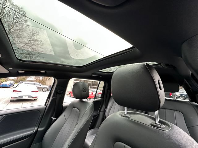 Used 2020 Mercedes-Benz GLB 250 4MATIC image 35