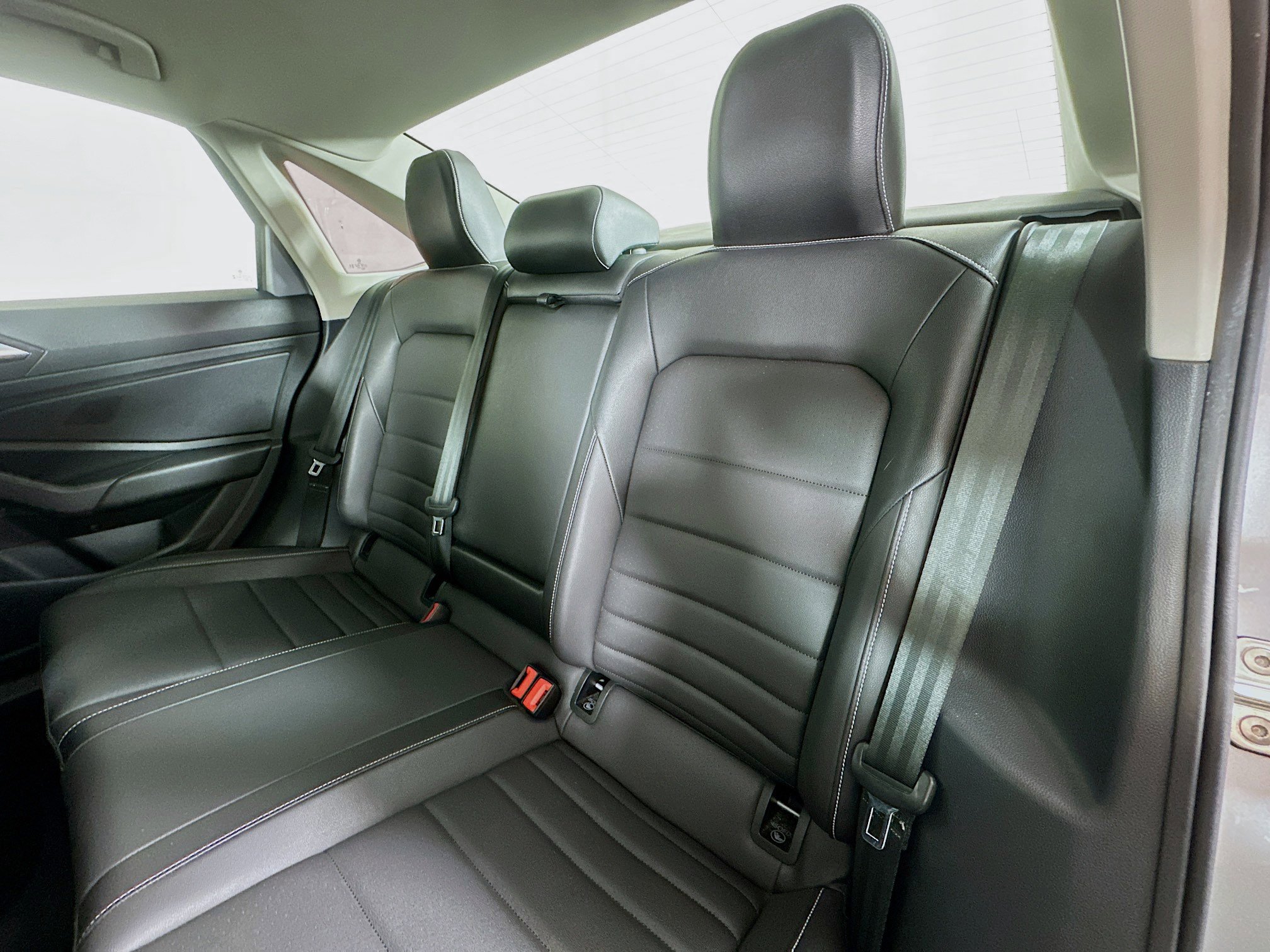 Used 2024 Volkswagen Jetta SE image 22