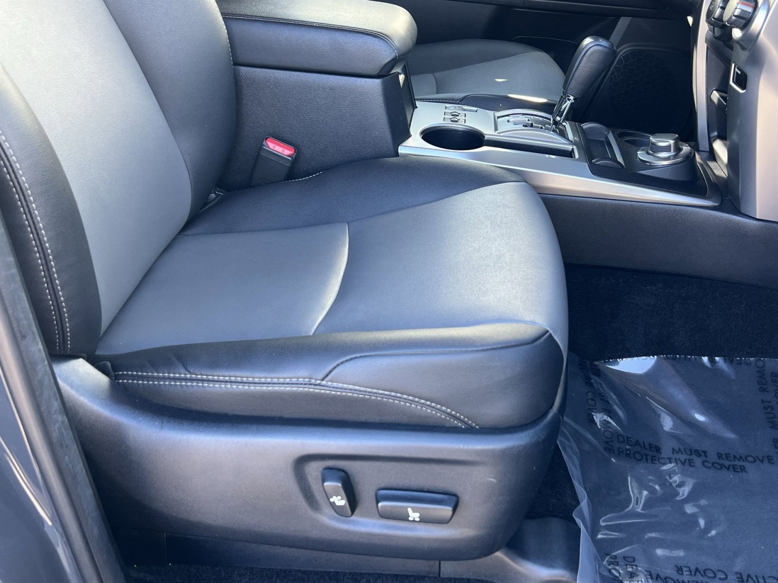 Used 2024 Toyota 4Runner SR5 Premium image 31