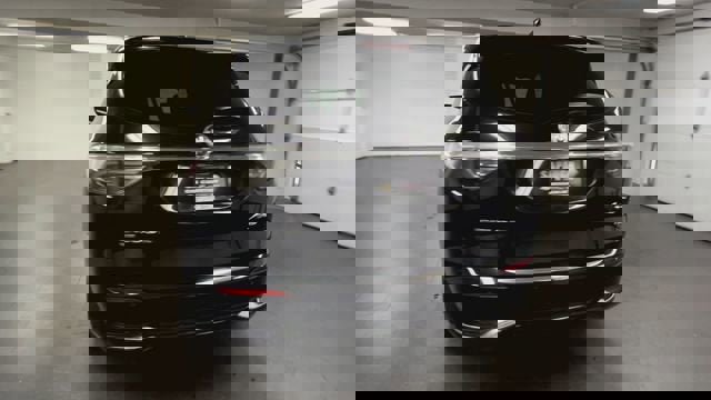 Certified 2024 Buick Enclave Avenir w/ Avenir Technology Package image 7