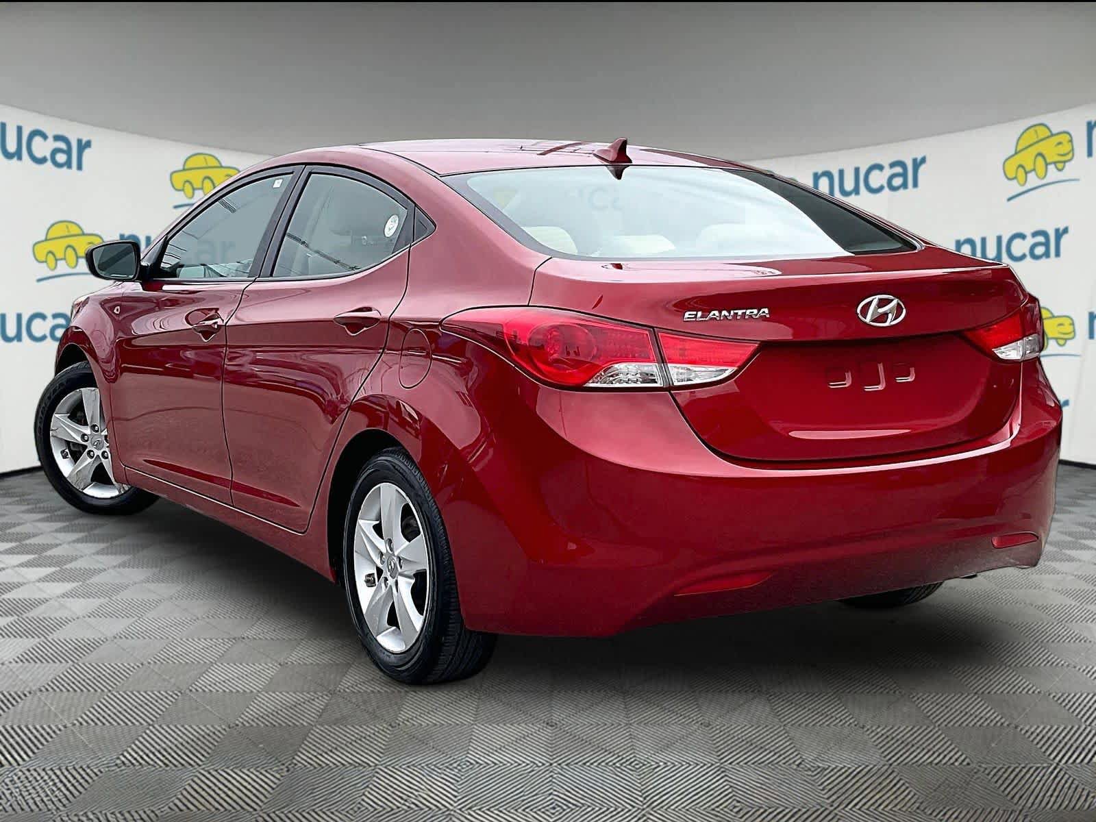 Used 2013 Hyundai Elantra GLS w/ Preferred Pkg FWD image 4