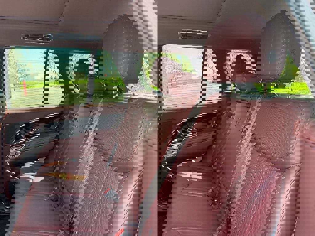 Used 2023 Land Rover Range Rover SE AWD/4WD image 16