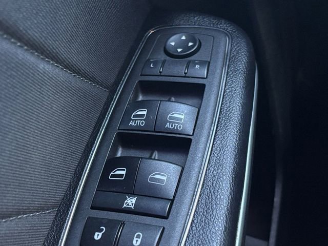 Used 2022 Dodge Charger SXT image 32