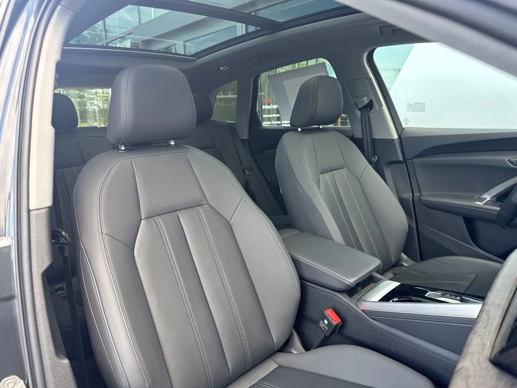 Used 2025 Audi Q5 Premium w/ Convenience Package AWD/4WD image 9