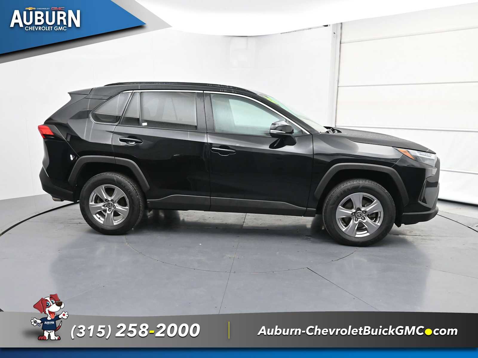Used 2022 Toyota RAV4 XLE image 15
