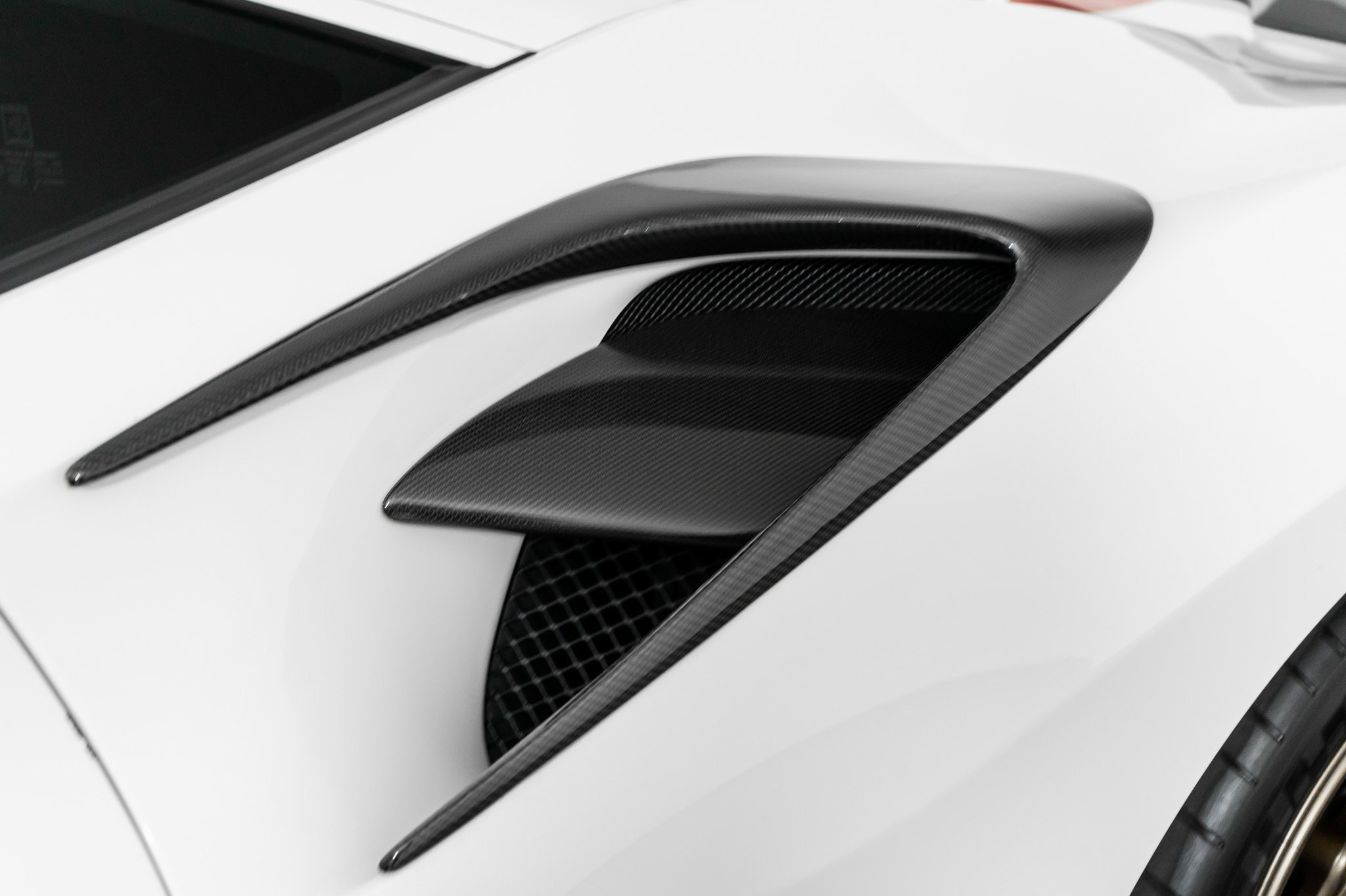 Used 2016 Ferrari 488 GTB Coupe Modified image 32