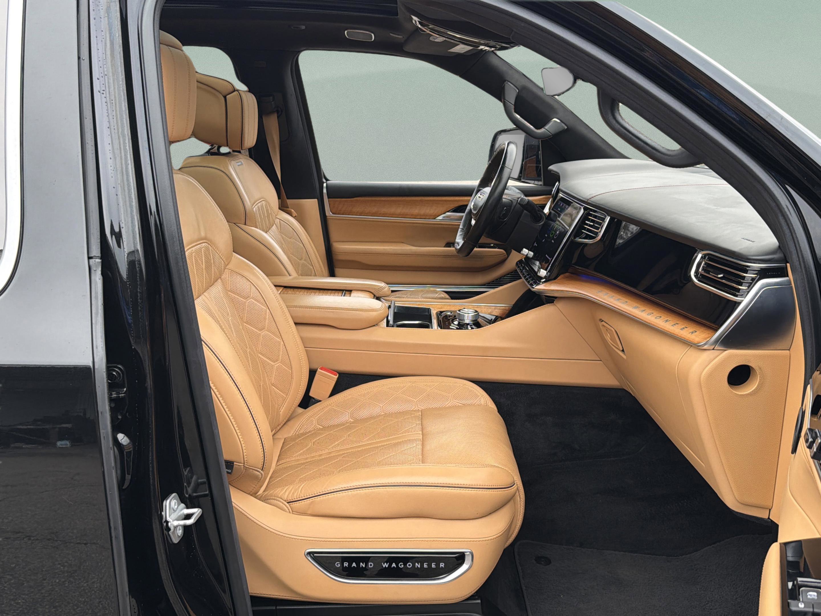 Used 2022 Jeep Grand Wagoneer Series III w/ Flexible Seating Group image 14