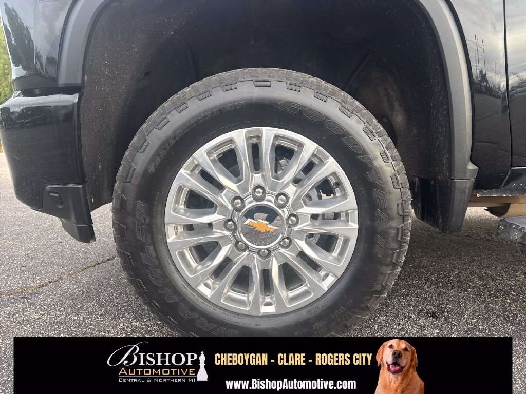 Used 2022 Chevrolet Silverado 3500 High Country w/ Z71 Off-Road Package AWD/4WD image 18