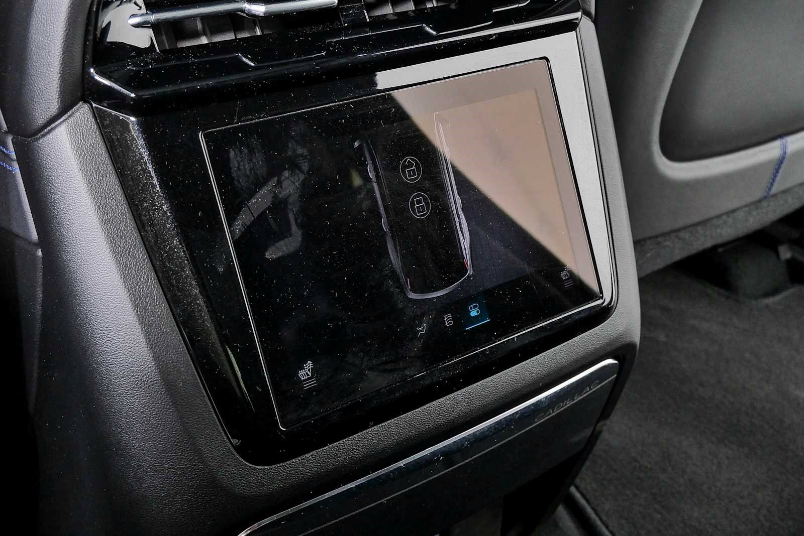 Certified 2025 Cadillac Escalade IQ Sport 1 AWD/4WD image 17