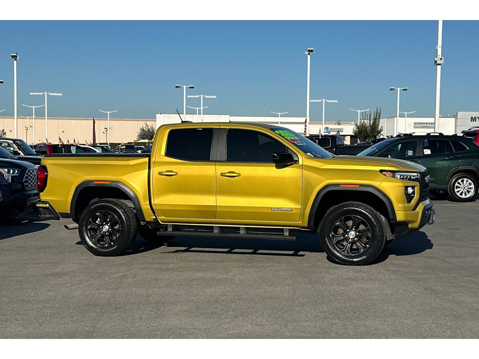 Used 2023 GMC Canyon Elevation w/ Elevation Premium Package RWD image 3
