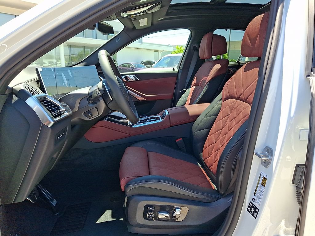 New 2027 BMW X6 xDrive40i w/ Executive Package AWD/4WD image 10