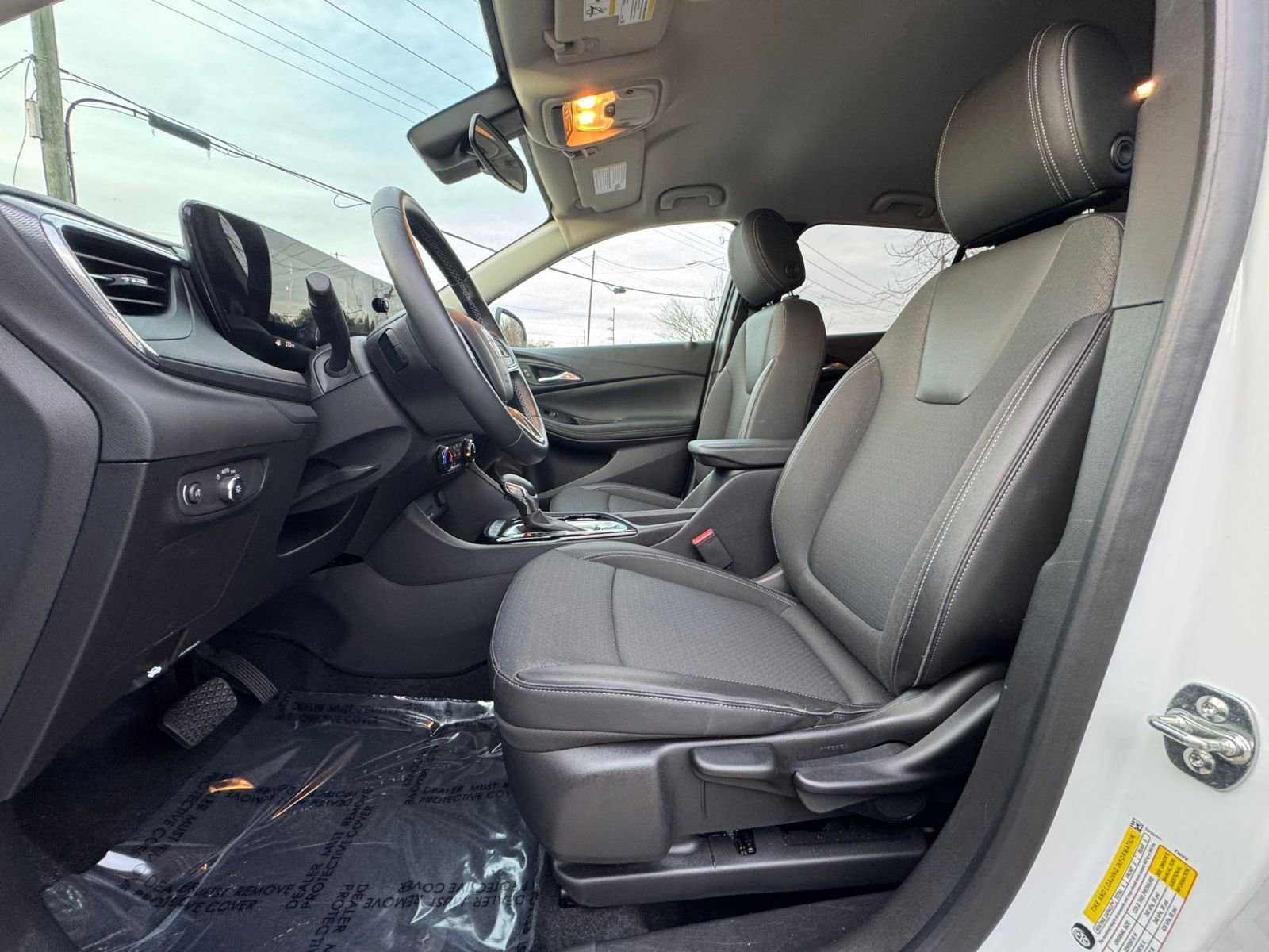 Used 2025 Buick Encore GX Preferred image 22