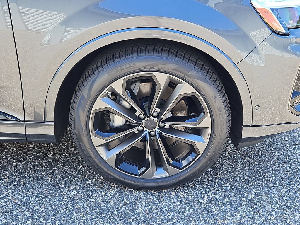 New 2026 Audi Q7 2.0T Premium Plus AWD/4WD image 4
