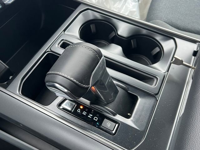 New 2025 Ford F150 Lightning XLT image 19