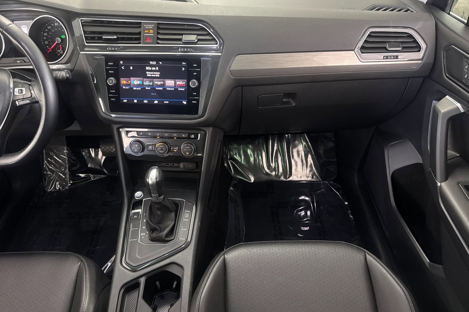 Used 2018 Volkswagen Tiguan SEL FWD image 29