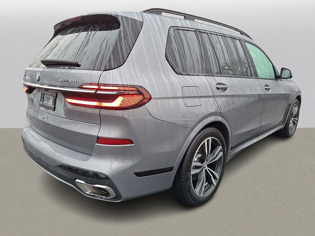Certified 2024 BMW X7 xDrive40i w/ M Sport Package image 5