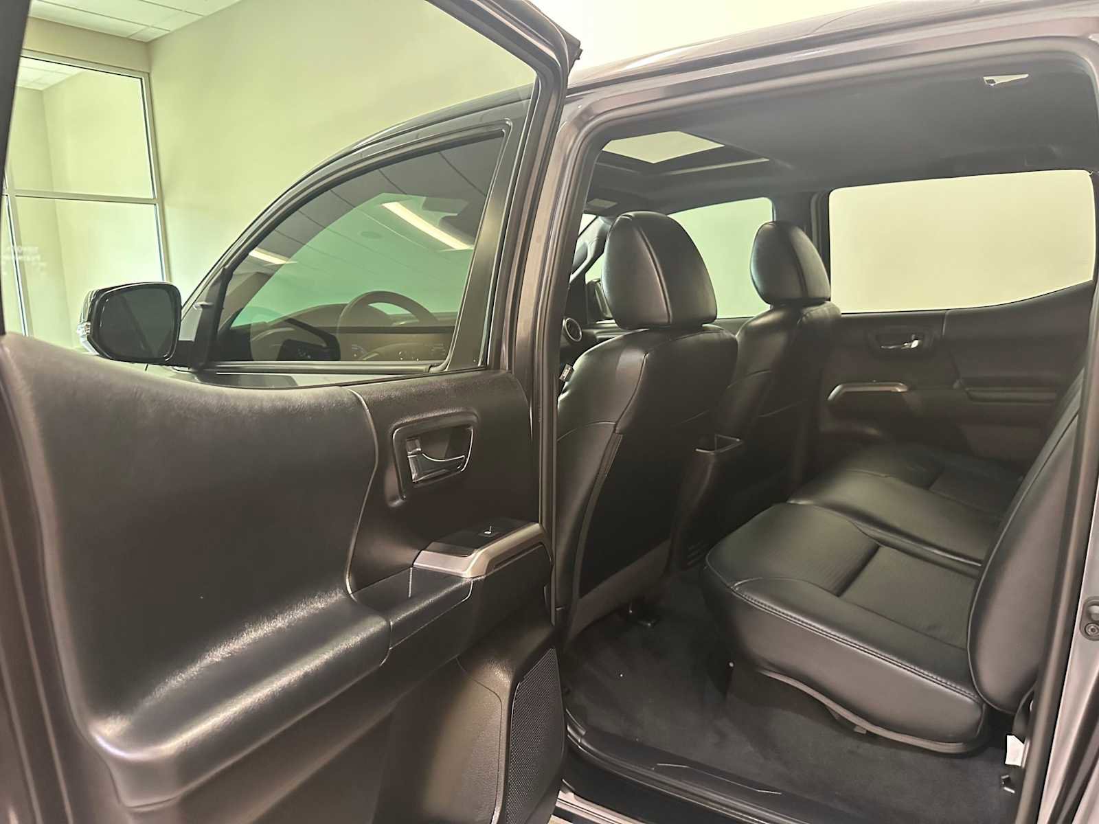 Certified 2021 Toyota Tacoma Limited w/ Nightshade Package AWD/4WD image 23