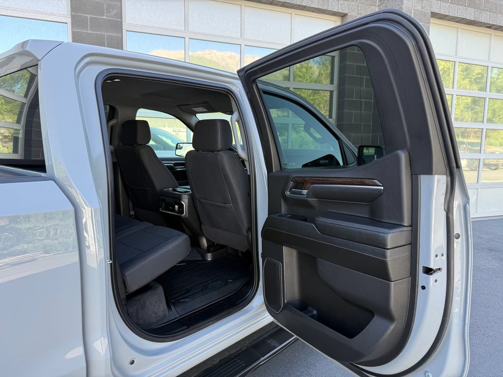 Used 2024 GMC Sierra 1500 Elevation w/ Preferred Package AWD/4WD image 38