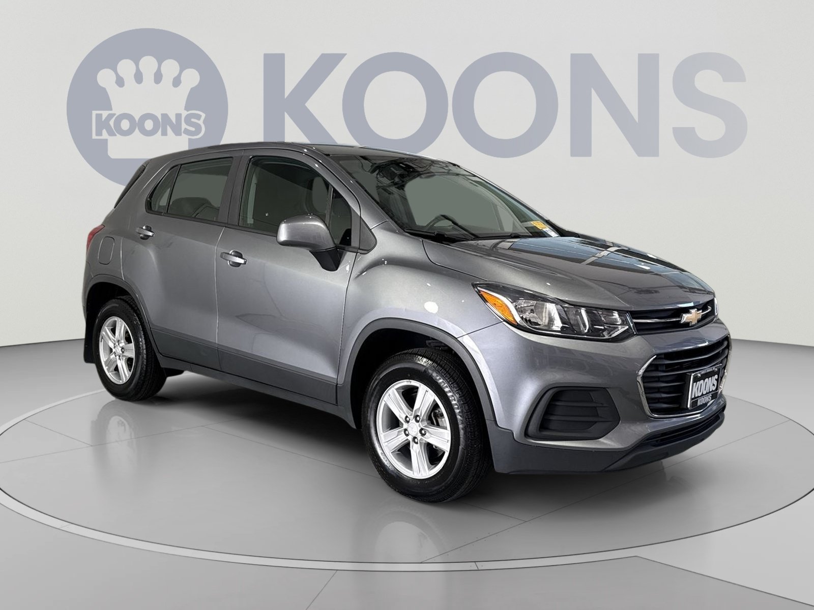 Used 2020 Chevrolet Trax LS AWD/4WD image 2