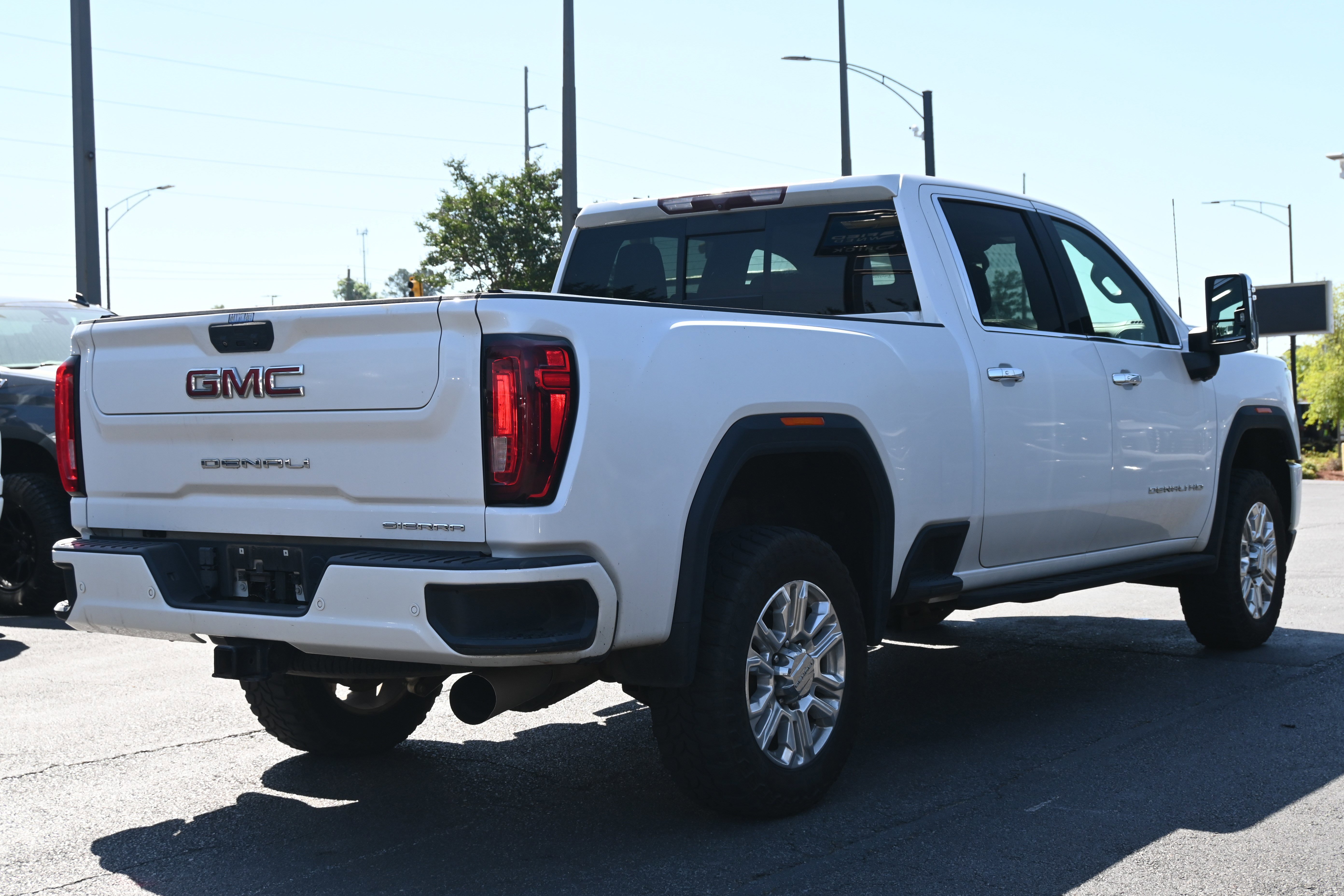 Used 2022 GMC Sierra 2500 Denali image 15