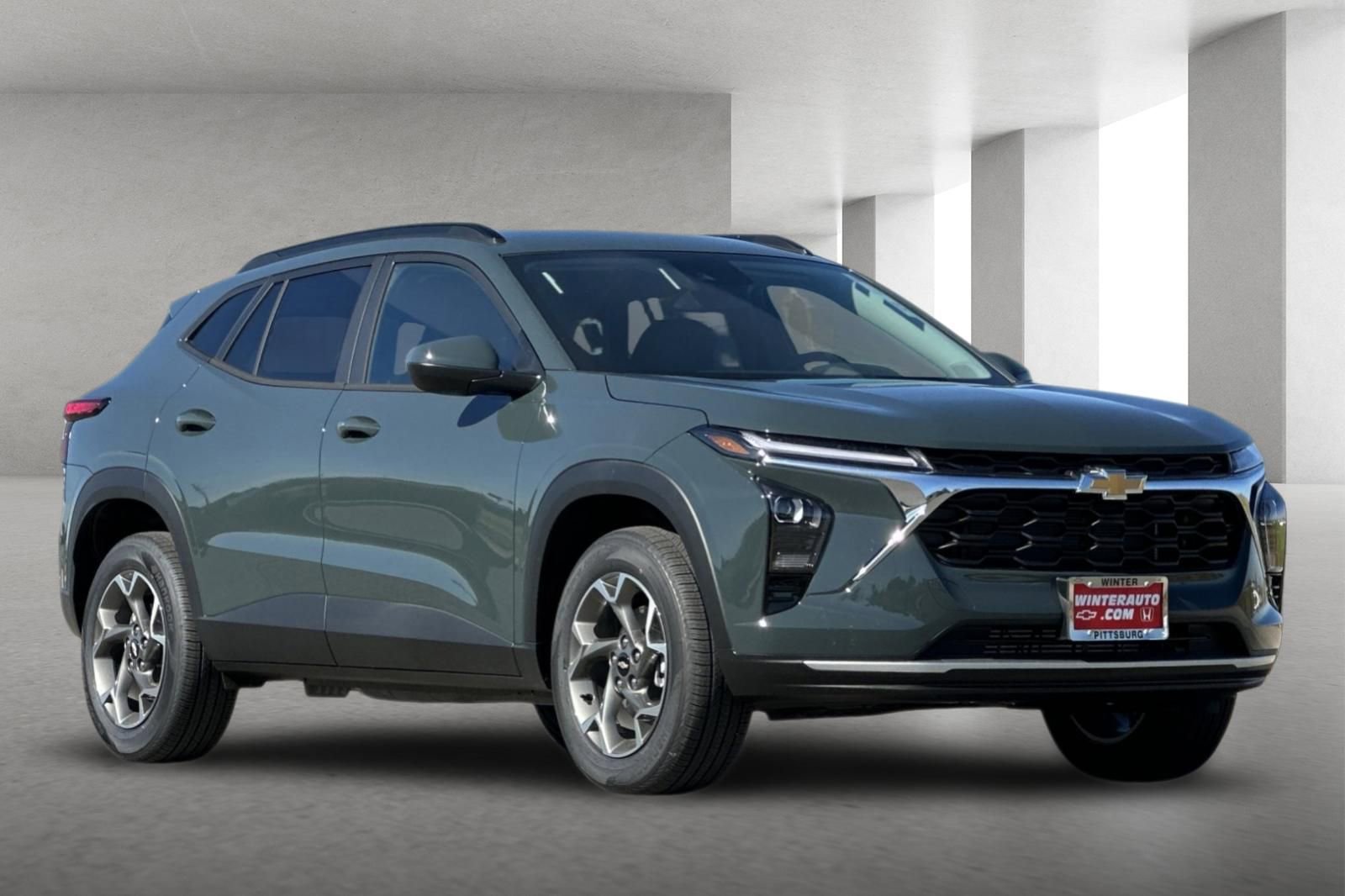 New 2026 Chevrolet Trax LT w/ Driver Confidence Package FWD image 1